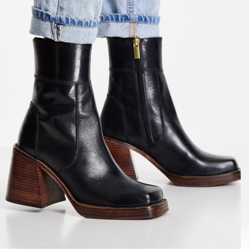 Regions Leather Mid Heel Boot